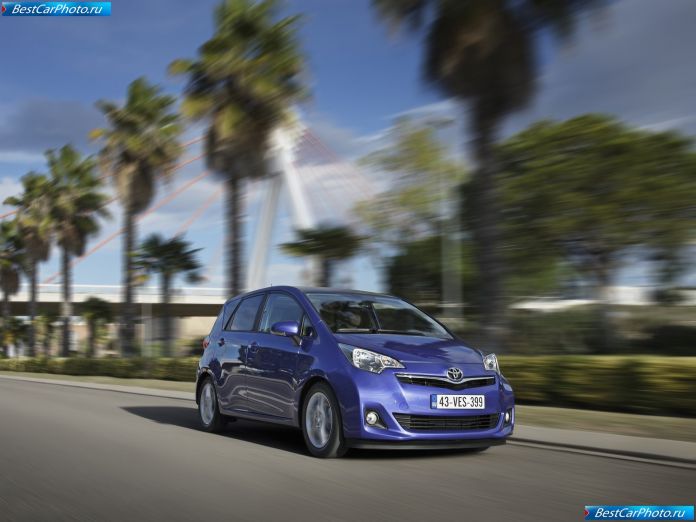 2012 Toyota Verso-s - фотография 29 из 115
