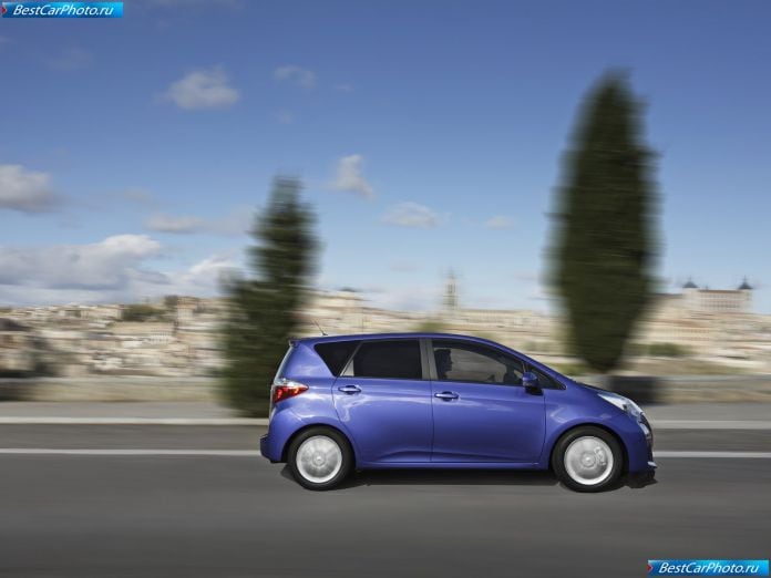 2012 Toyota Verso-s - фотография 43 из 115