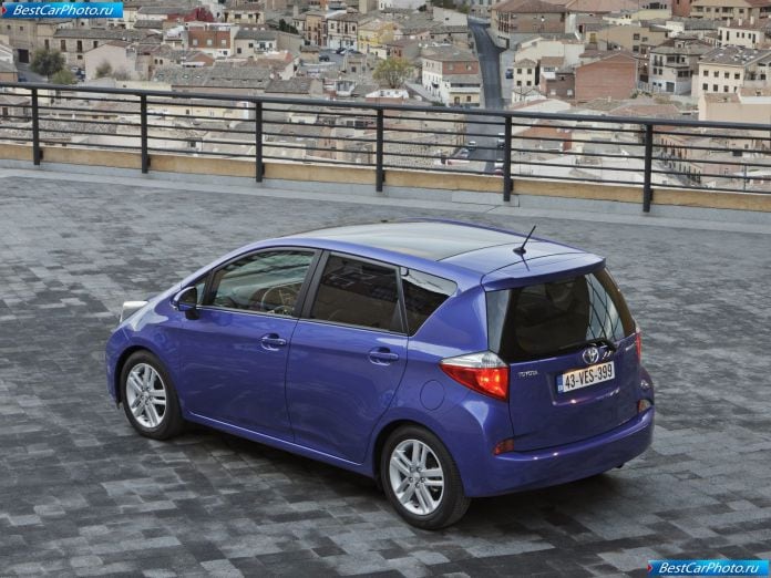 2012 Toyota Verso-s - фотография 50 из 115