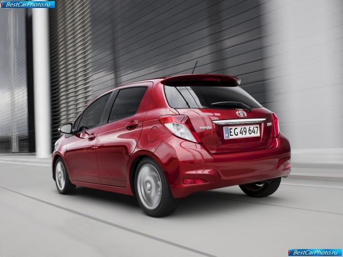 2012 Toyota Yaris - фотография 51 из 120