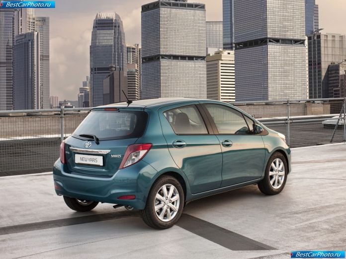 2012 Toyota Yaris - фотография 62 из 120