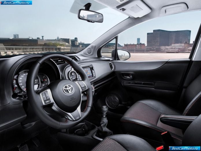 2012 Toyota Yaris - фотография 79 из 120