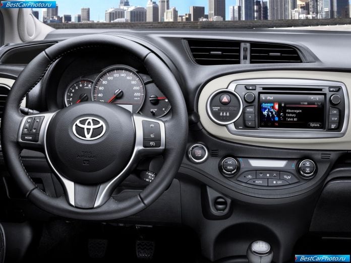 2012 Toyota Yaris - фотография 82 из 120