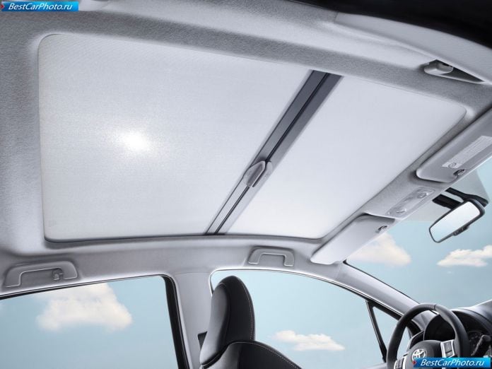 2012 Toyota Yaris - фотография 93 из 120