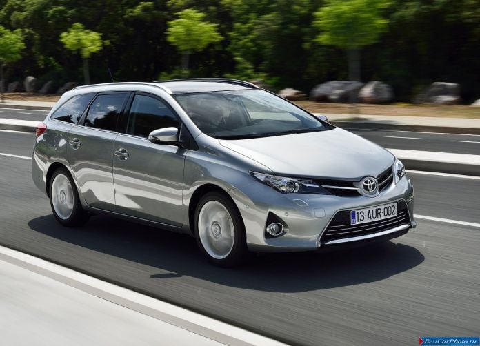 2013 Toyota Auris Touring Sports - фотография 25 из 103