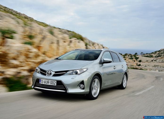 2013 Toyota Auris Touring Sports - фотография 36 из 103