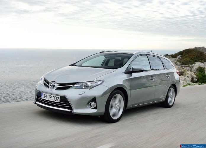 2013 Toyota Auris Touring Sports - фотография 37 из 103