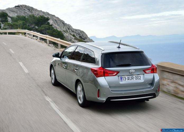 2013 Toyota Auris Touring Sports - фотография 52 из 103