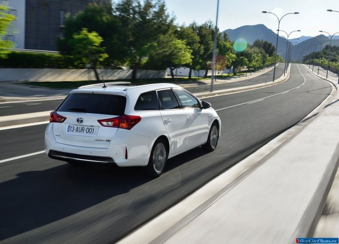 2013 Toyota Auris Touring Sports - фотография 71 из 103