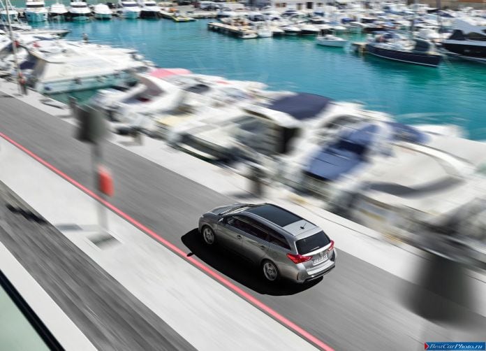 2013 Toyota Auris Touring Sports - фотография 72 из 103