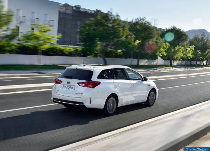 2013 Toyota Auris Touring Sports - фотография 73 из 103