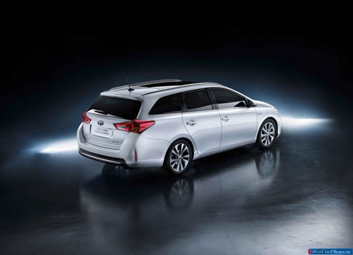 2013 Toyota Auris Touring Sports - фотография 78 из 103