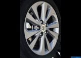 toyota_2013-auris_touring_sports_1600x1200_103.jpg