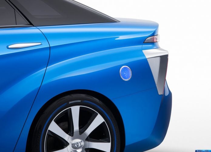 2013 Toyota FCV Concept - фотография 20 из 24