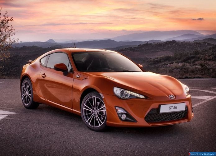 2013 Toyota GT 86 - фотография 5 из 104