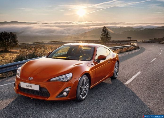 2013 Toyota GT 86 - фотография 7 из 104