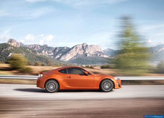 2013 Toyota GT 86 - фотография 39 из 104
