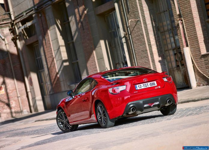 2013 Toyota GT 86 - фотография 53 из 104