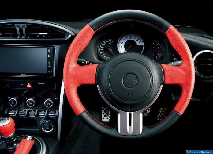 2013 Toyota GT 86 - фотография 65 из 104