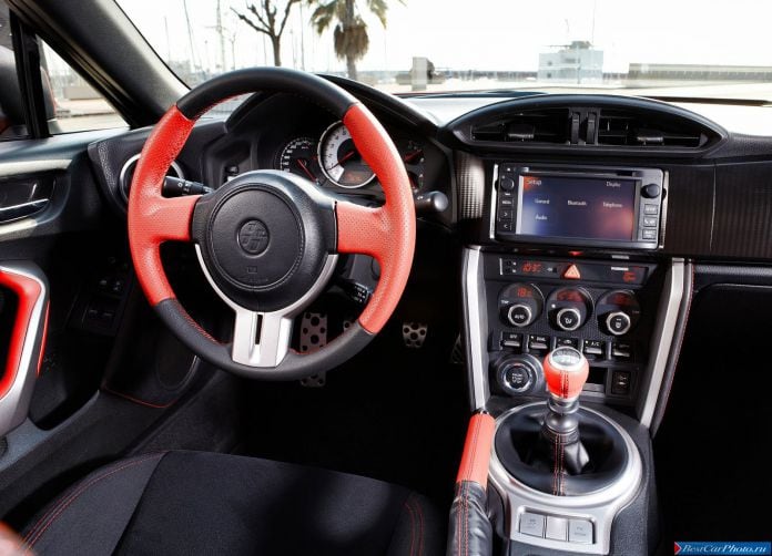 2013 Toyota GT 86 - фотография 67 из 104