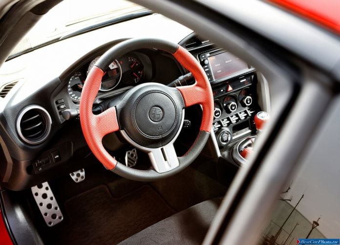2013 Toyota GT 86 - фотография 70 из 104