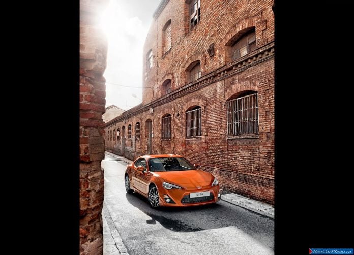 2013 Toyota GT 86 - фотография 97 из 104