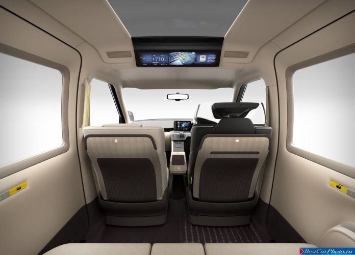 2013 Toyota Jpn Taxi Concept - фотография 6 из 6