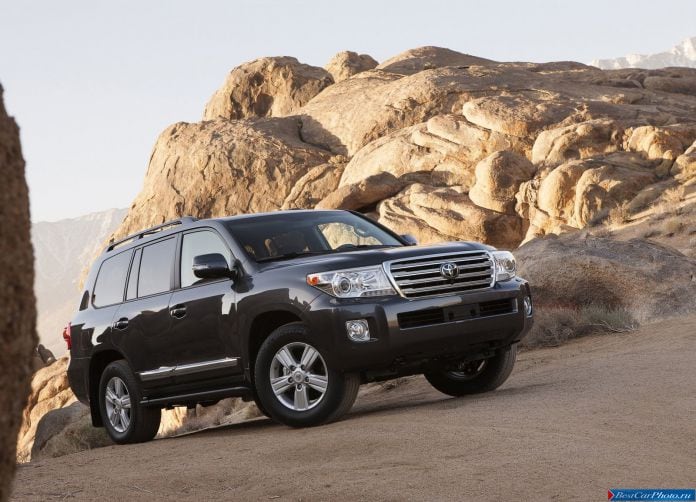 2013 Toyota Land Cruiser - фотография 7 из 48