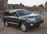 toyota_2013-land_cruiser_1600x1200_009.jpg