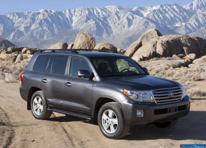 2013 Toyota Land Cruiser - фотография 12 из 48
