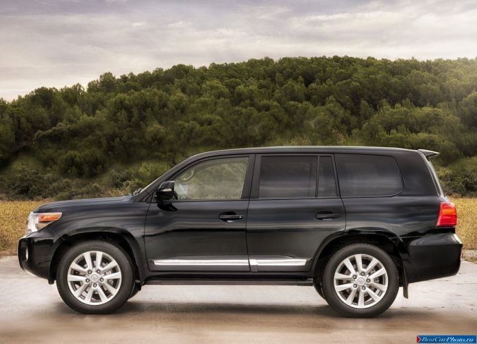 2013 Toyota Land Cruiser - фотография 20 из 48