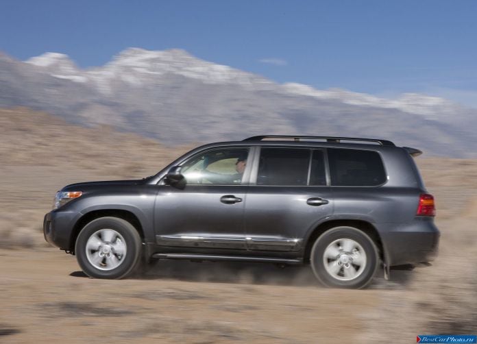 2013 Toyota Land Cruiser - фотография 23 из 48