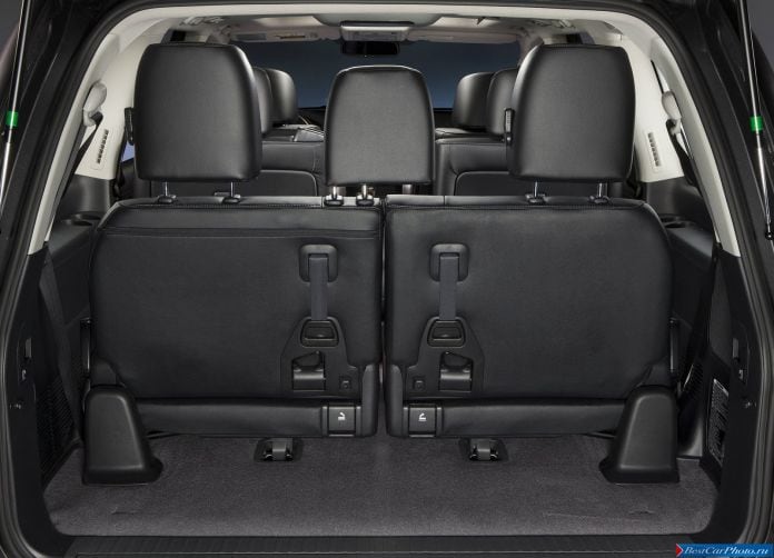 2013 Toyota Land Cruiser - фотография 41 из 48