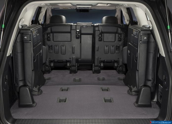 2013 Toyota Land Cruiser - фотография 42 из 48