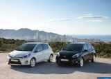 toyota_2013-yaris_hybrid_1600x1200_045.jpg
