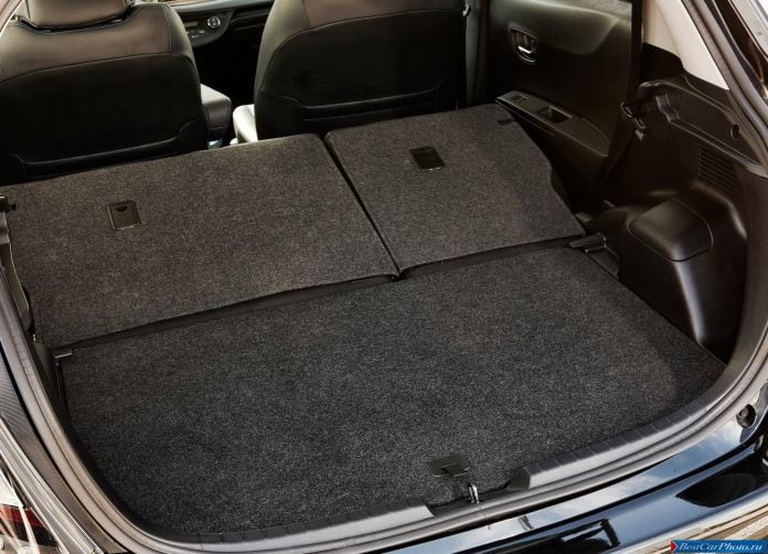 2013 Toyota Yaris Hybrid - фотография 59 из 67