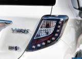 toyota_2013-yaris_hybrid_1600x1200_061.jpg