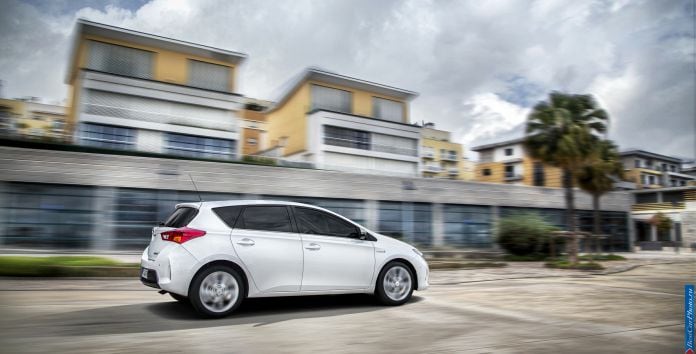 2013 Toyota Auris - фотография 6 из 77