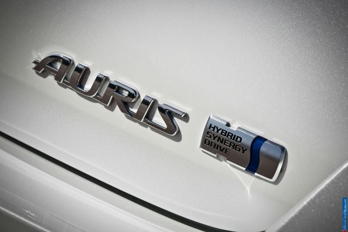 2013 Toyota Auris - фотография 66 из 77