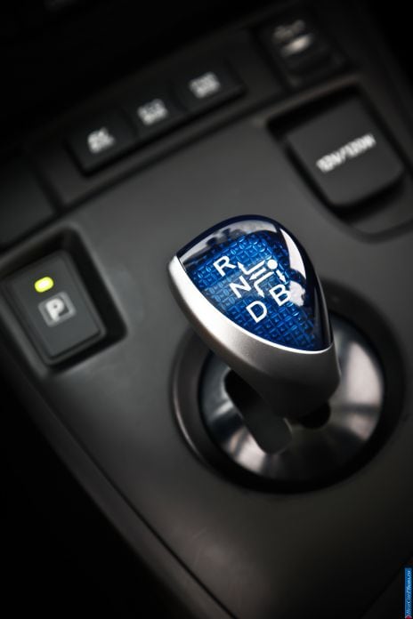 2013 Toyota Auris - фотография 76 из 77
