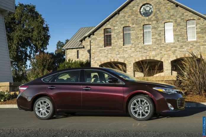 2013 Toyota Avalon - фотография 5 из 50
