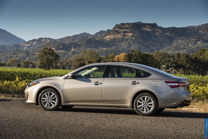 2013 Toyota Avalon - фотография 12 из 50