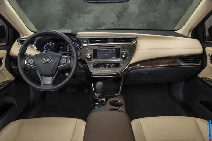 2013 Toyota Avalon - фотография 30 из 50