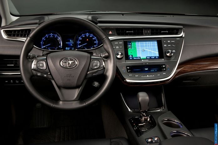 2013 Toyota Avalon - фотография 33 из 50