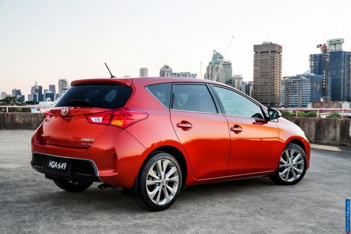 2013 Toyota Corolla AU Version - фотография 7 из 40