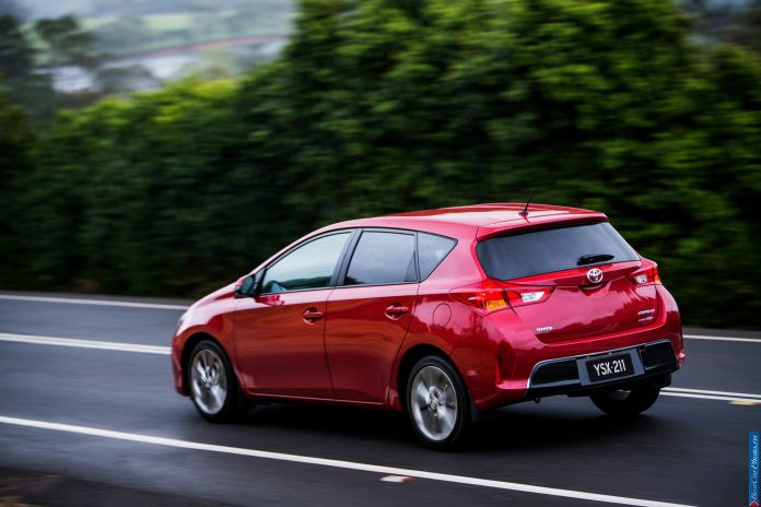 2013 Toyota Corolla AU Version - фотография 11 из 40