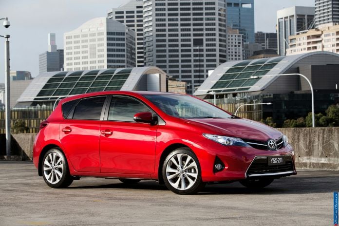 2013 Toyota Corolla AU Version - фотография 14 из 40