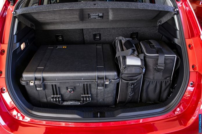 2013 Toyota Corolla AU Version - фотография 31 из 40
