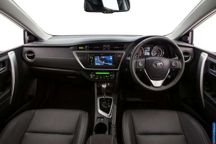 2013 Toyota Corolla AU Version - фотография 37 из 40