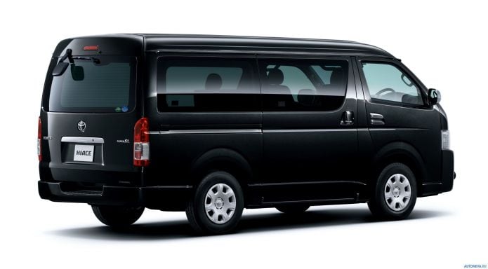 2013 Toyota HiAce - фотография 6 из 12